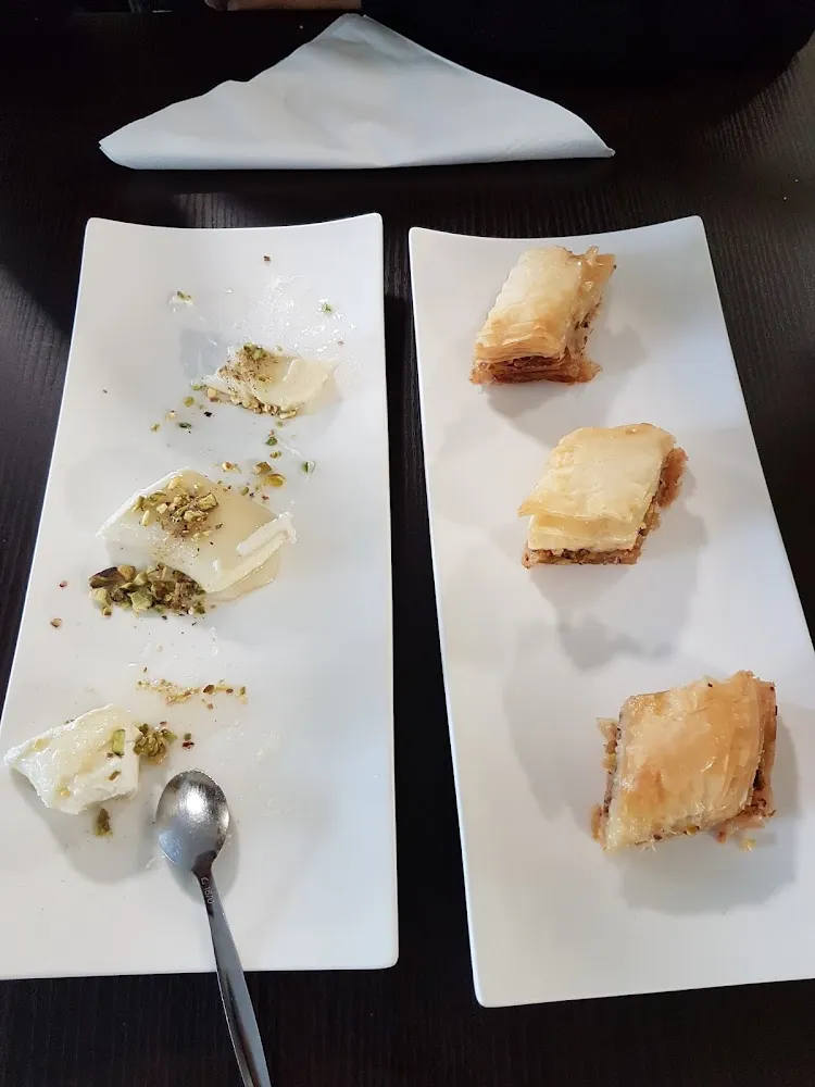 Halawa Bil Jibn Et Baklava